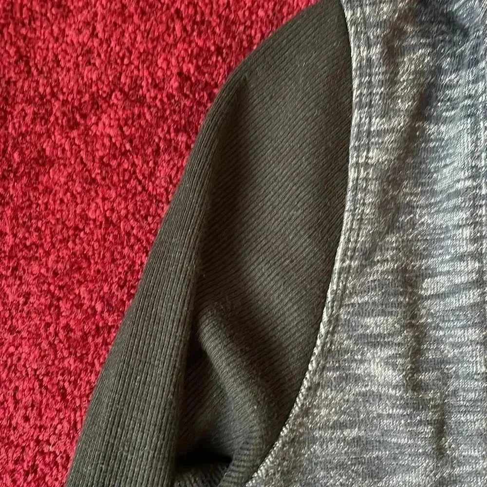 Calvin Klein Performance Jacket - Picture 5 of 6